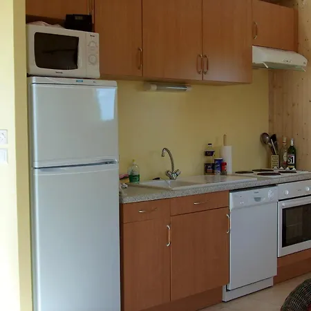 Chalet Pittoresque A Avec Jardin Cloture בקתה Berville-en-Caux