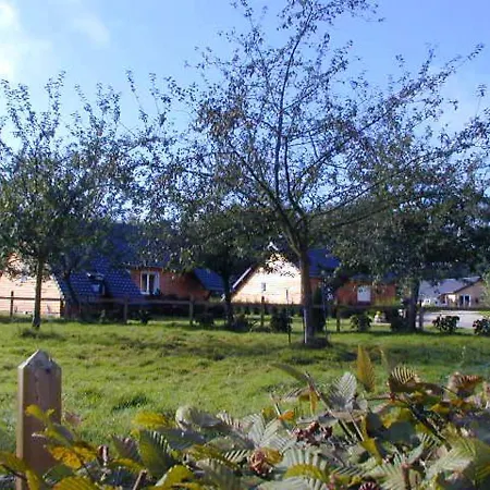 Chalet Pittoresque A Avec Jardin Cloture *